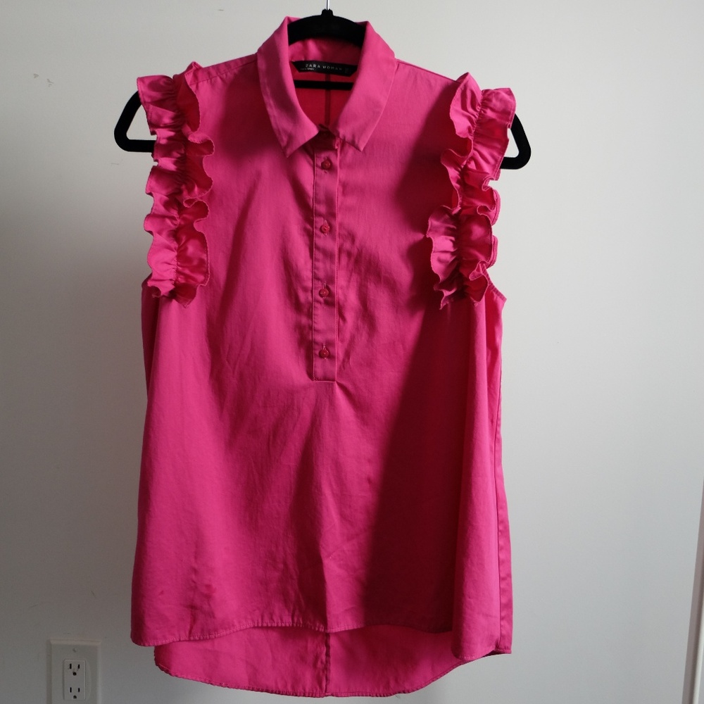 NWOT Zara Fuchsia Frilled Top